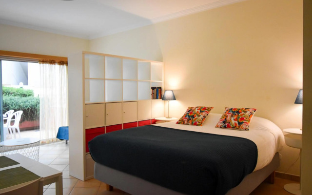 Old Village Prestige 101