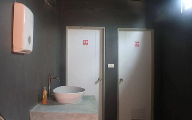 Pi CoCo Hostel
