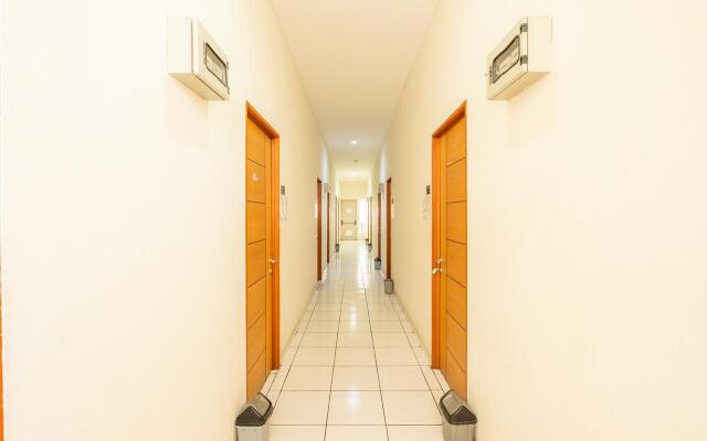 OYO 818 Micasa Residence