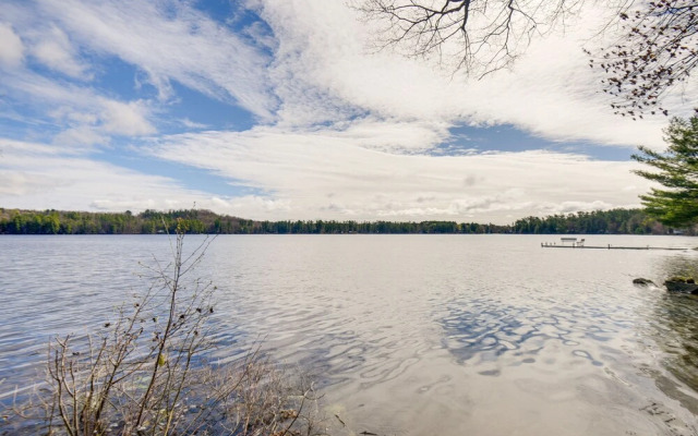 Family-friendly Bridgton Home, Steps to Lake!