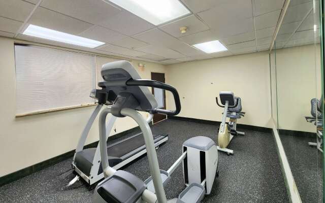 Days Inn & Suites by Wyndham Houston North/Aldine