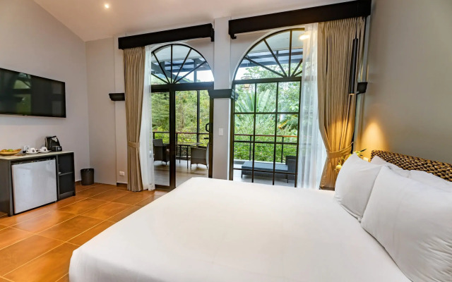 Tifakara Boutique Hotel & Birding Oasis
