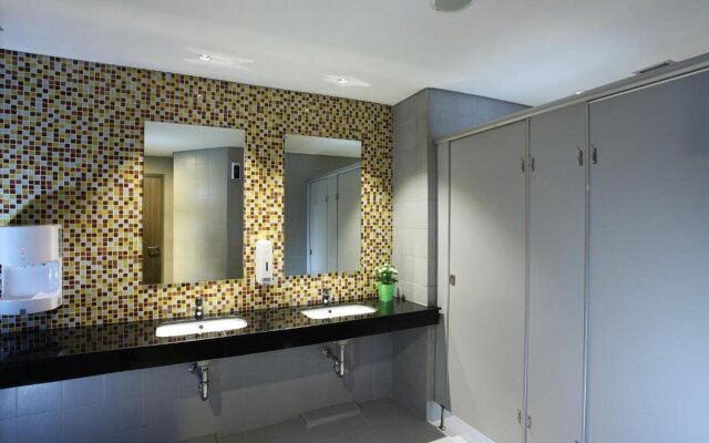 Zest Airport Jakarta by Swiss-Belhotel International