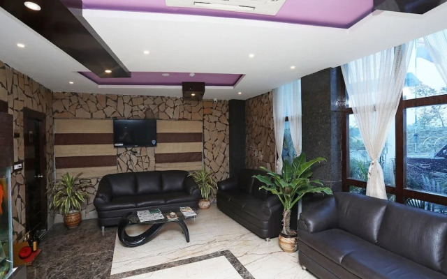 The Dolphin Palace By OYO Rooms