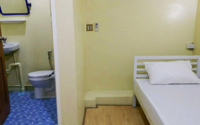 Red Lips Hostel