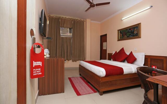 OYO 9301 Hotel RedBury