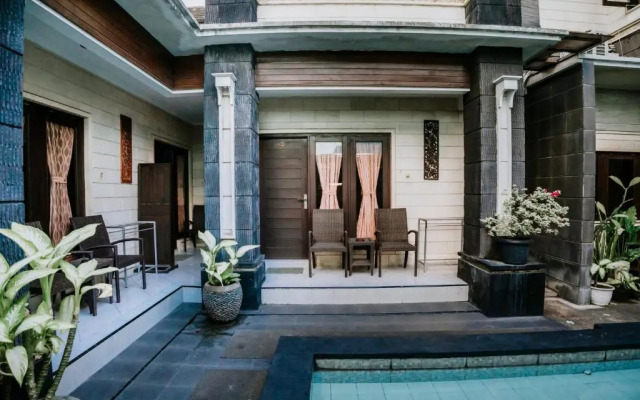 RedDoorz @ Kedonganan Jimbaran