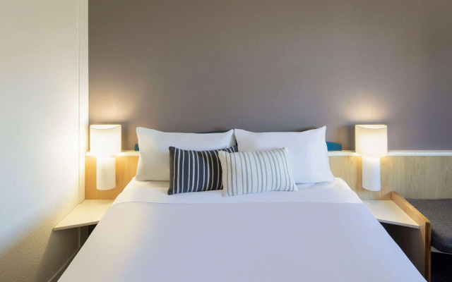 ibis Newcastle