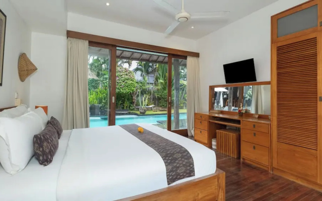 Ku Estate by Villa Finder – Guest Rooms – Kuta