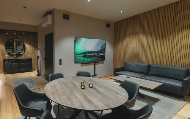 Royal Roi Luxury suite