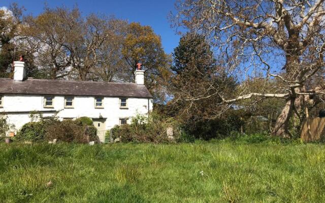 Idlewild Animal Sanctuary Farmhouse Stay - Charity