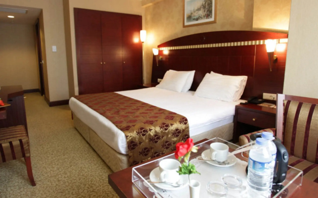 Nova Plaza Orion Hotel