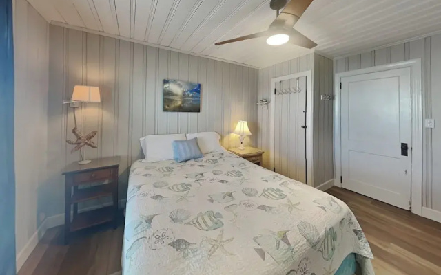 The Playhouse by Topsail Realty