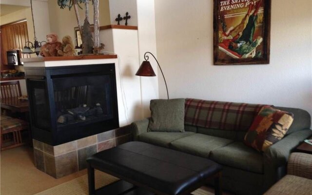 Kicking Horse Lodges