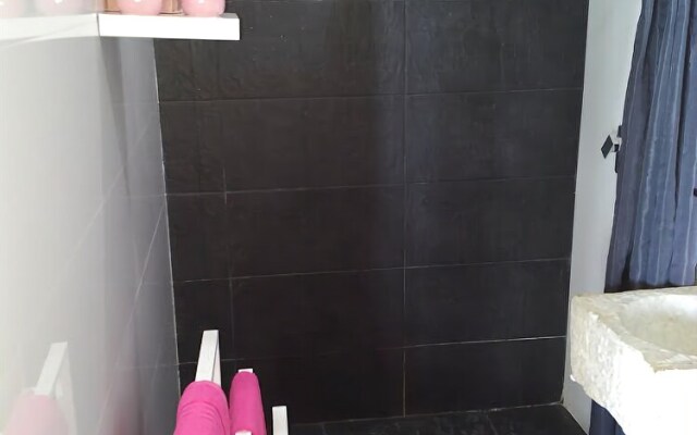 Bouganville Guest House