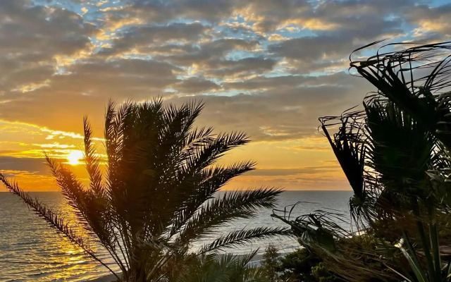 Playa Paraiso Beach Resort