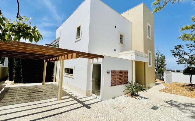 Praia by Check-in Portugal