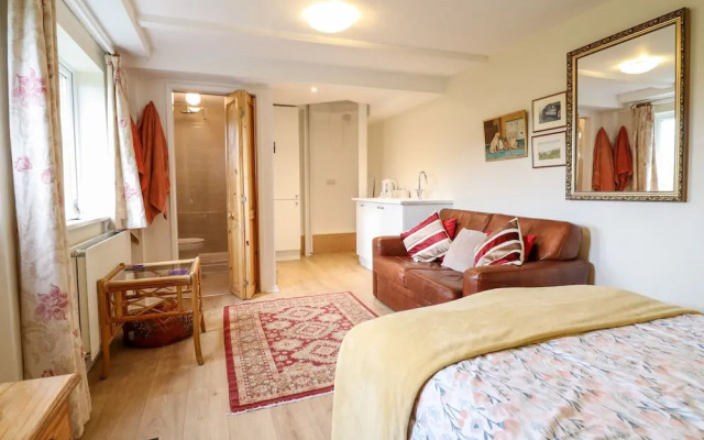 Westoe Hideaway