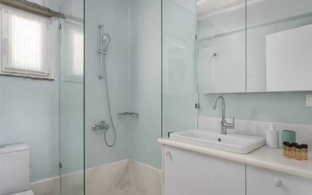 Morfes Luxury Apartments
