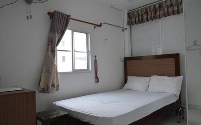 YHD Hotel