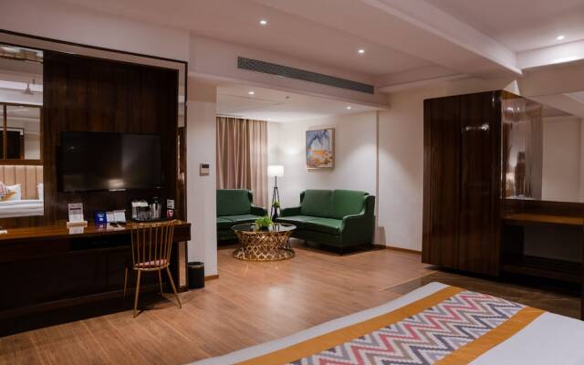 Oaktree Hotel
