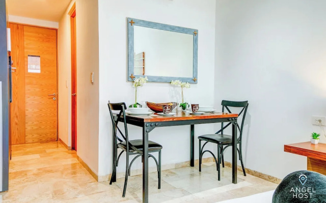 Shore Condos 2 blocks to the beach