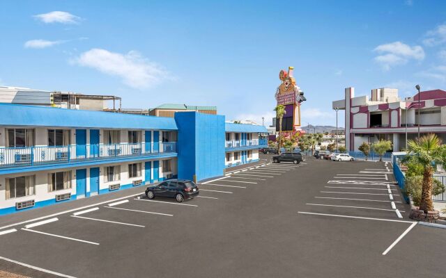 Travelsuites Inn