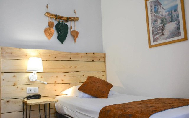 Hotel Busby