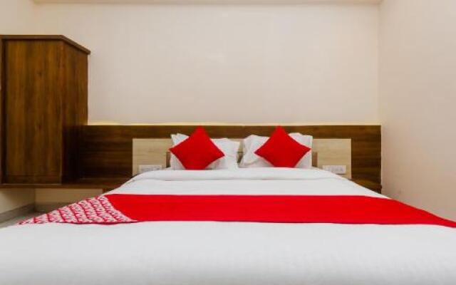 OYO 28714 Garima Palace