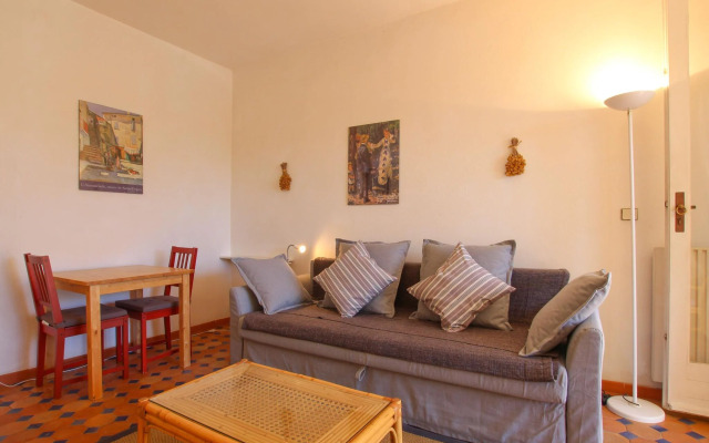 Attractive Holiday Home With Garden