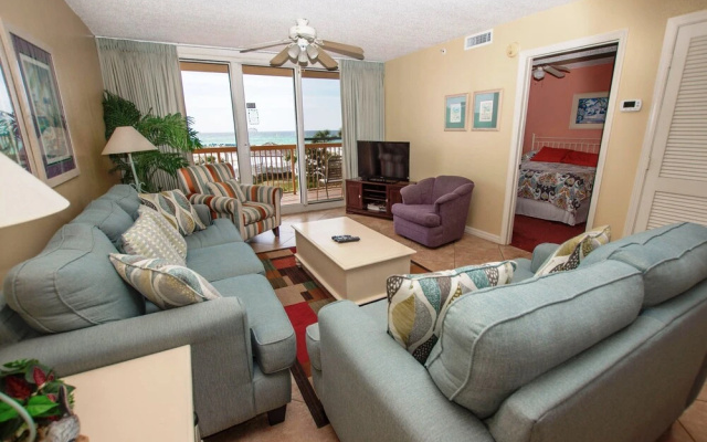 Pelican Beach 314