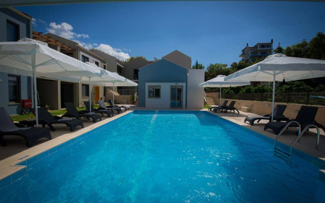 Mantinia Bay Hotel