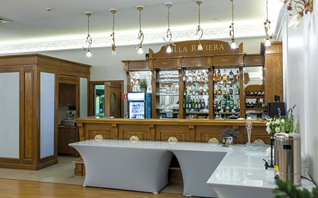 Villa Riviera