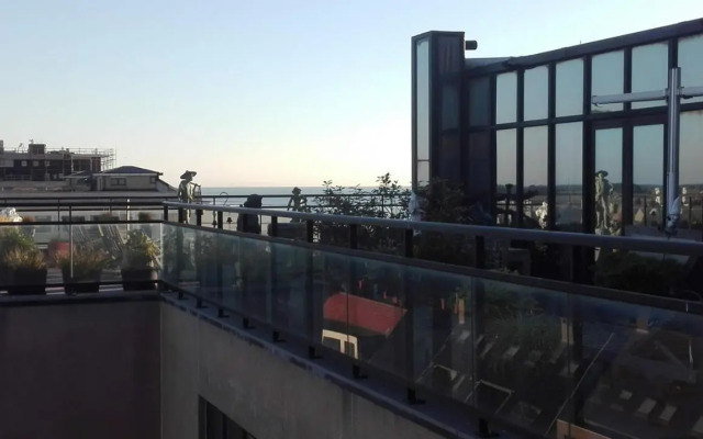 Hydro Palace