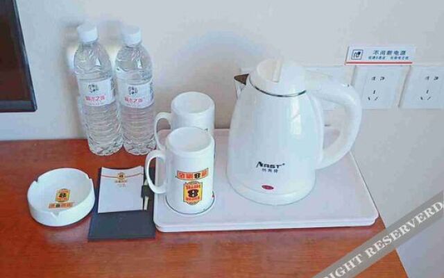 Super 8 Hotel (Hengshui Qianjin Street North Railway Station)