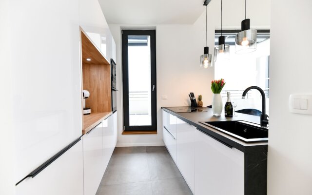 Berin Deluxe Penthouse with jacuzzi