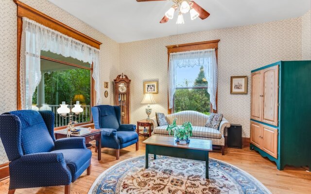 Covington Manor