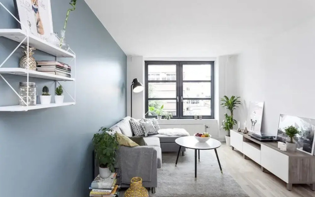 Stayplus Studio W/Balcony- Hip Area