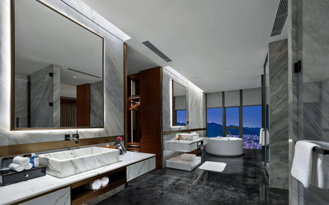 Intercontinental Dongguan by IHG
