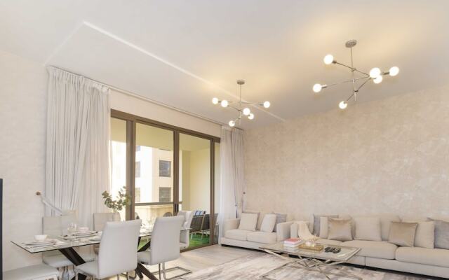 Lux  The Jbr Premium Sea View Suite