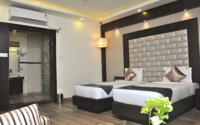 Hotel Ivory Inn