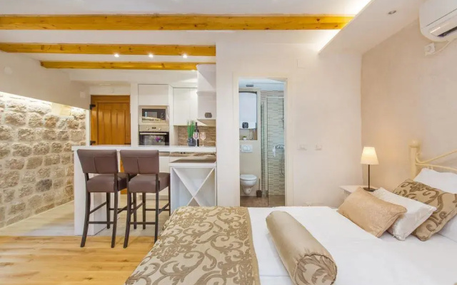 Apartments Stradun