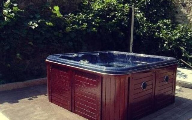 Chateau du Bois Glaume Hotel