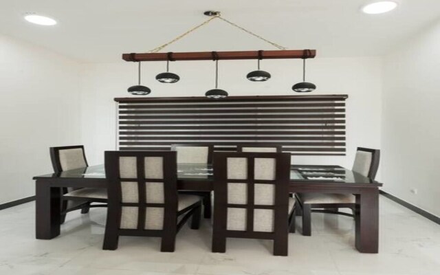 Sea View Apartment