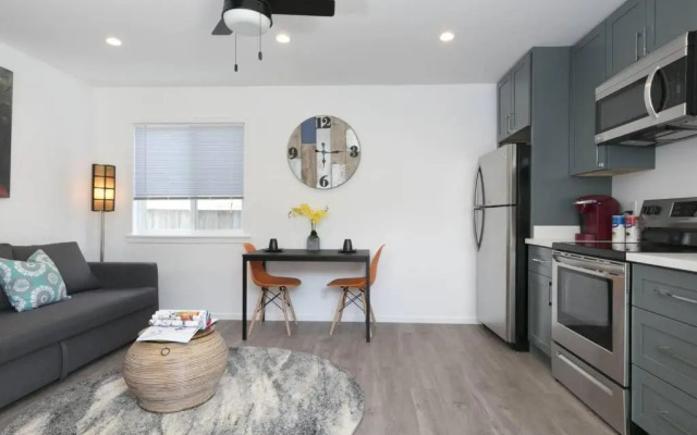 New 2bed1bath near SFO/train (#C)