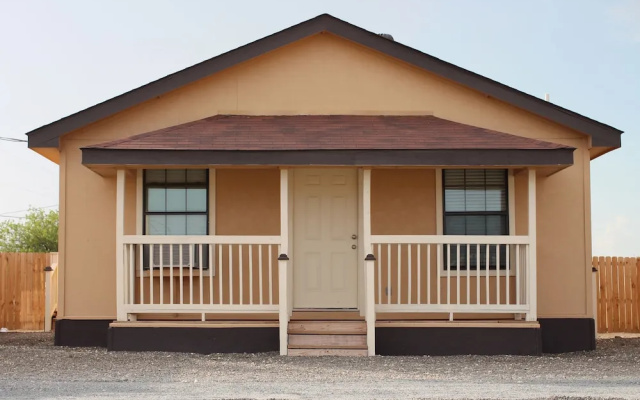 Desert Meadow Lodge