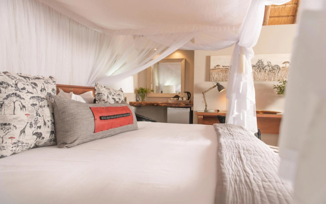 Karongwe - River Safari Lodge