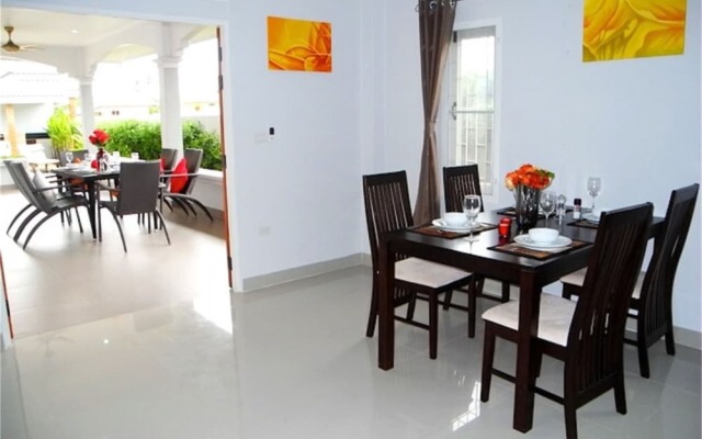 Green Leaf Nai Harn 3 bedrooms Villa