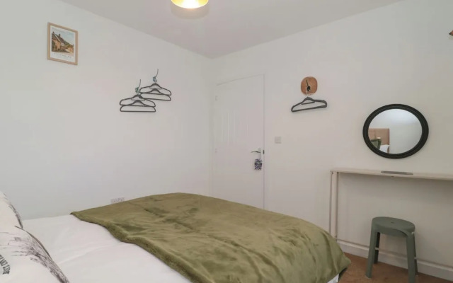 Cotswold Outlet Coach House