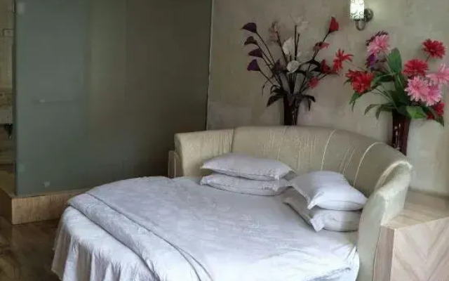 Liping Xingji Hotel